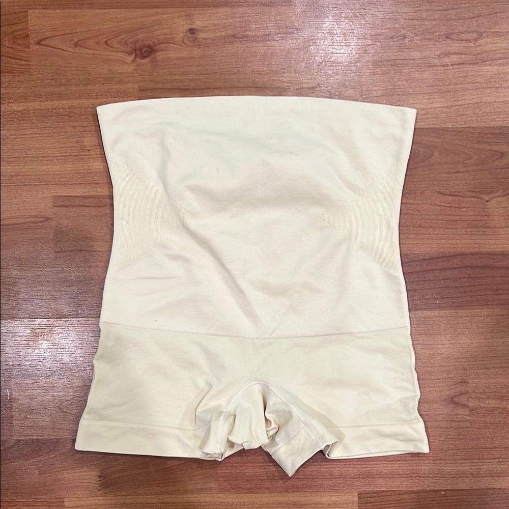 NWOT Empetur Shapewear Shorts
